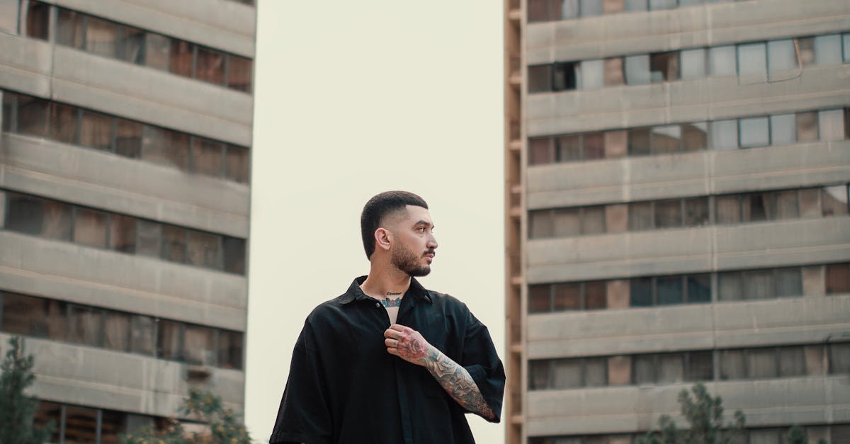 Comparing Coil and Rotary Tattoo Machines for Precision Makeup