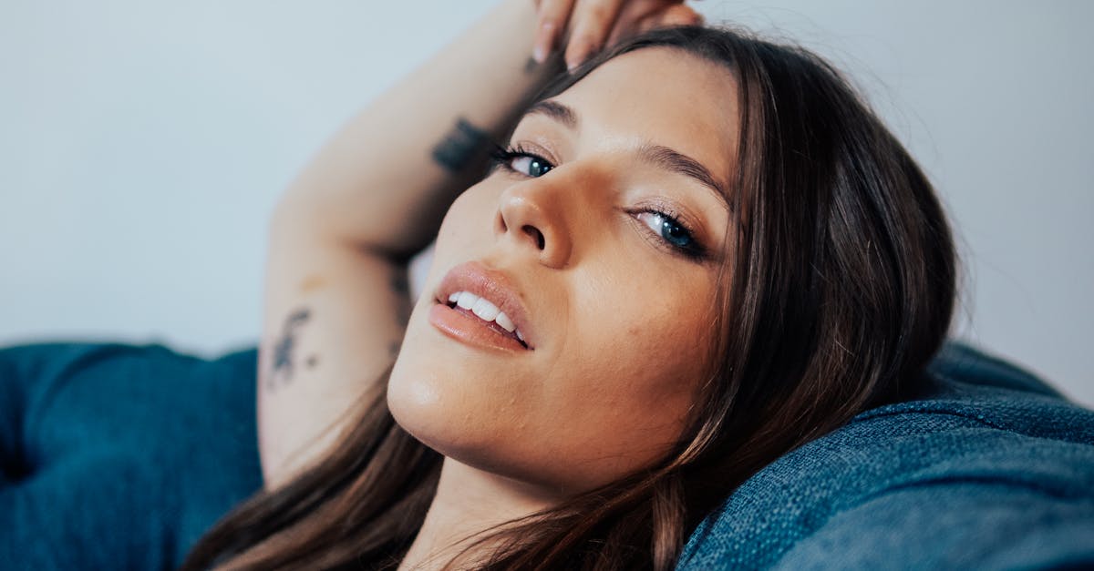 How to Create Blended Looks with the Right Applicator Brush