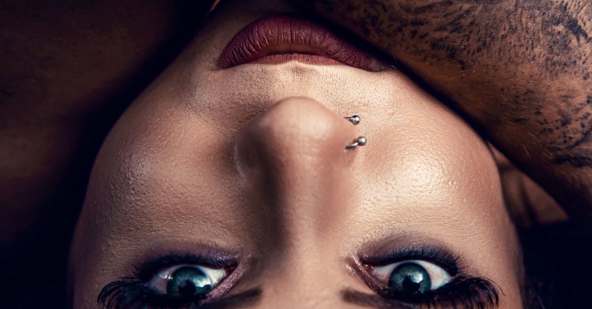 Techniques for Applying Synthetic Inks in Microblading